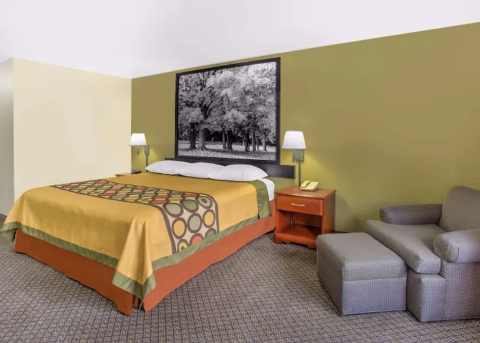 Super 8 By Wyndham Galva