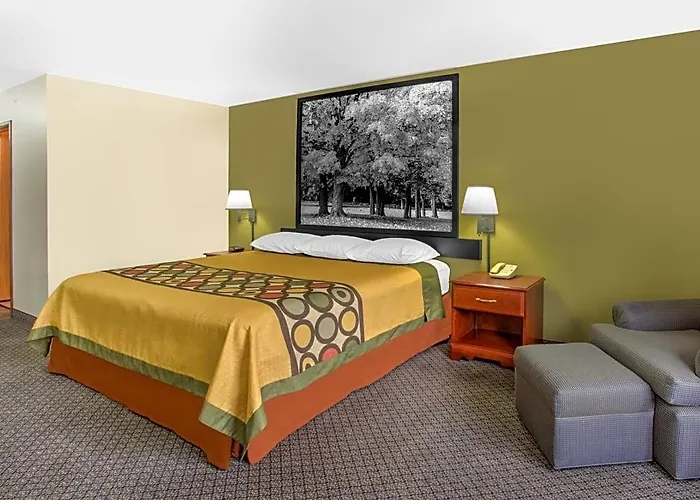Hotel Super 8 By Wyndham 2*